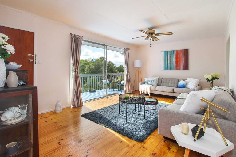 Photo of property in 15 Bishopgate Street, Birkdale, Auckland, 0626