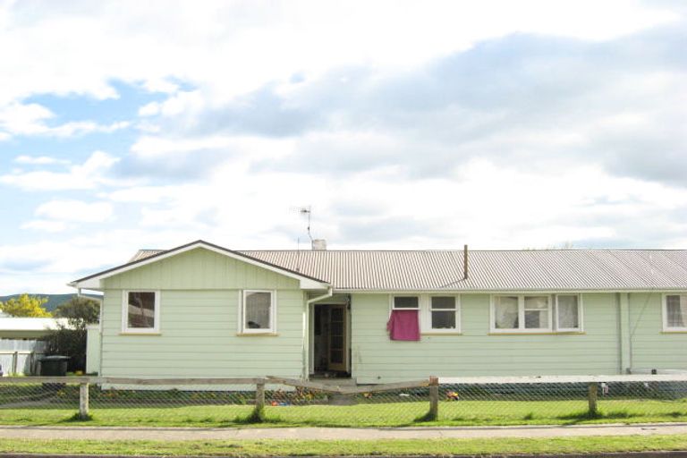 Photo of property in 2a Mackie Street, Waipukurau, 4200