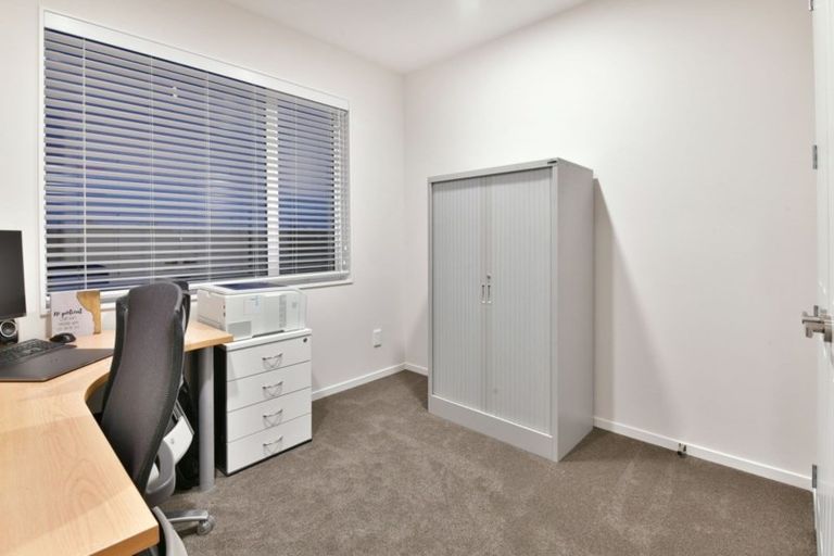 Photo of property in 18 Flavell Drive, Orewa, 0931