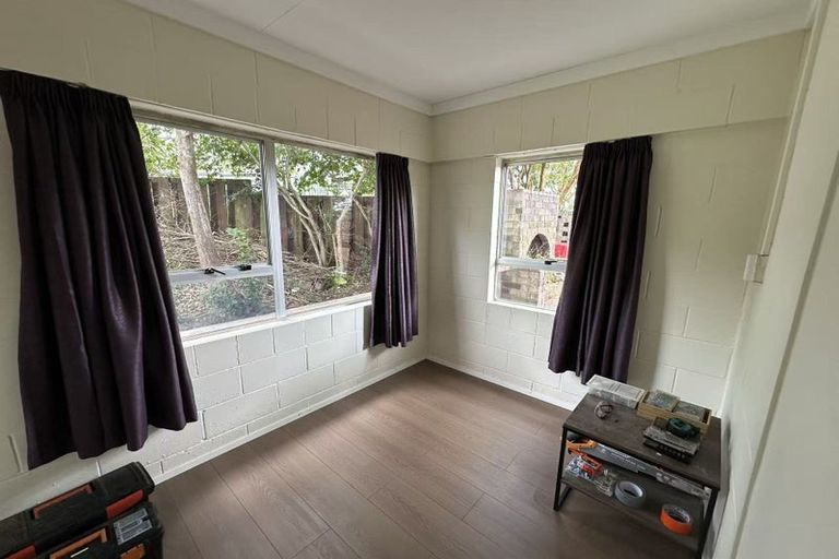 Photo of property in 10 Bendale Place, Papatoetoe, Auckland, 2025