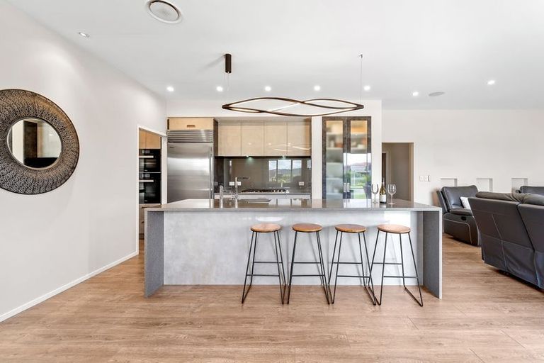 Photo of property in 60 Pohutukawa Parade, Riverhead, 0820