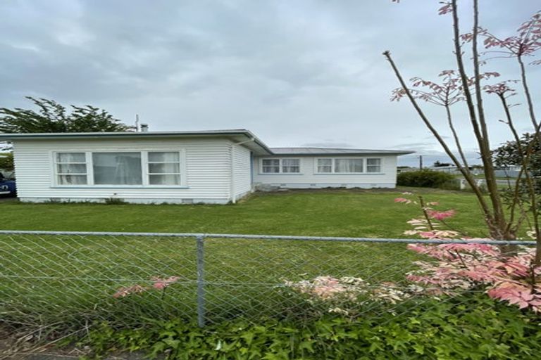 Photo of property in 63 Trafalgar Street, Levin, 5510