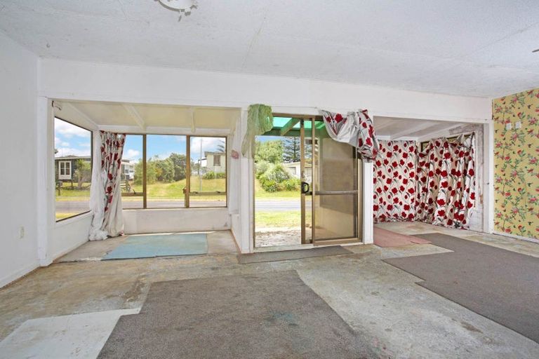 Photo of property in 193 Maunsell Road, Port Waikato, Tuakau, 2695