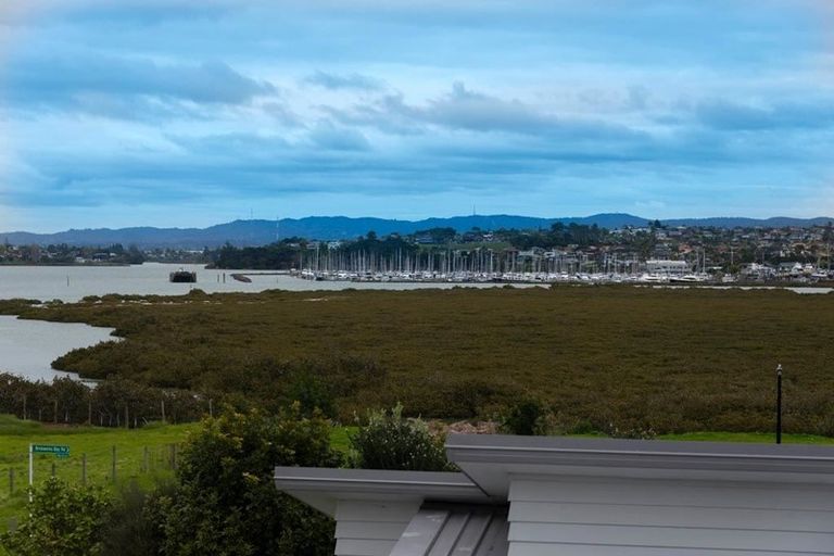 Photo of property in 9 Ngaroma House Drive, Hobsonville, Auckland, 0618