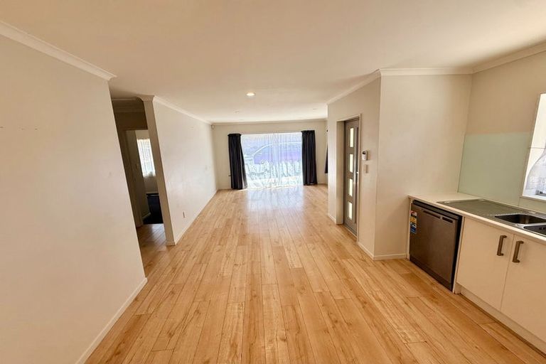 Photo of property in 76 Walmsley Road, Favona, Auckland, 2024