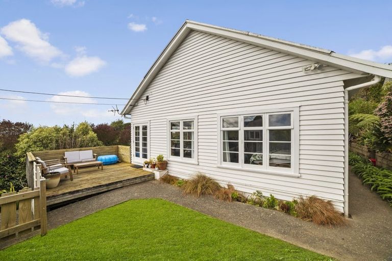 Photo of property in 3 Braithwaite Street, Karori, Wellington, 6012