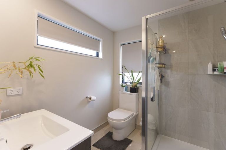 Photo of property in 2/57 Woodville Street, Edgeware, Christchurch, 8013