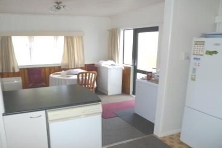 Photo of property in 20 Dr Taylor Terrace, Johnsonville, Wellington, 6037