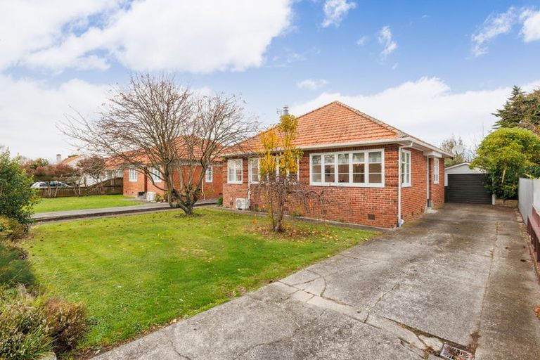Photo of property in 260 College Street, West End, Palmerston North, 4412