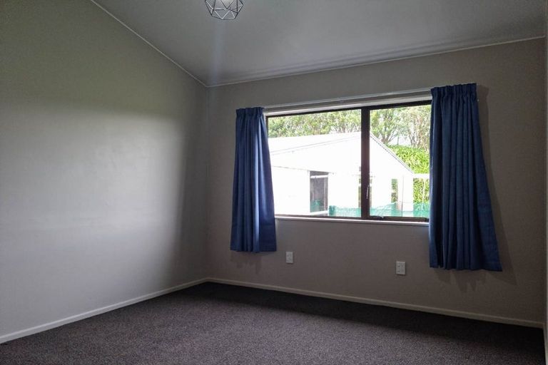Photo of property in 142 York Road, Huirangi, New Plymouth, 4373