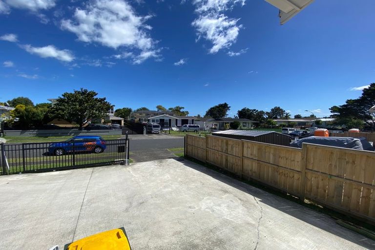 Photo of property in 6 Carbery Place, Manurewa, Auckland, 2102