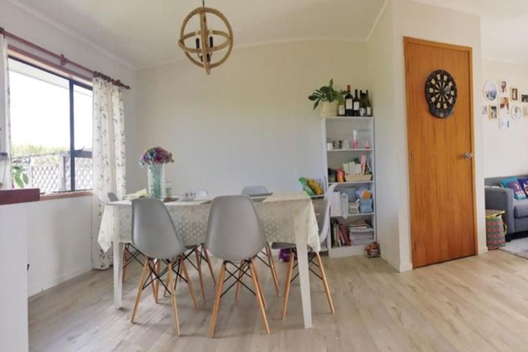 Photo of property in 165a/3 Colwill Road, Massey, Auckland, 0614