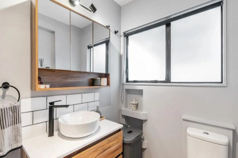 Photo of property in 42 Winton Street, Paraparaumu Beach, Paraparaumu, 5032