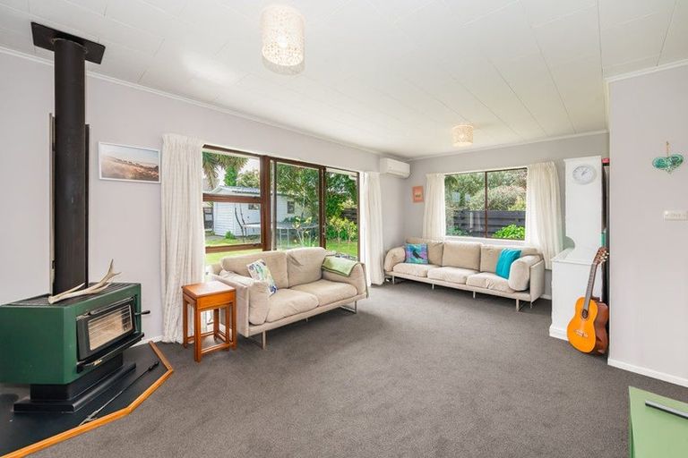 Photo of property in 4b Princeton Road, Raumati Beach, Paraparaumu, 5032