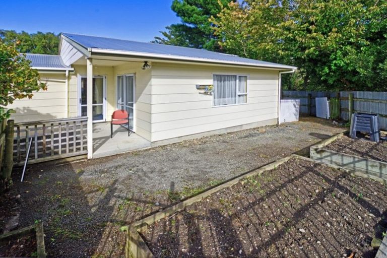 Photo of property in 42 Fox Street, Featherston, 5710