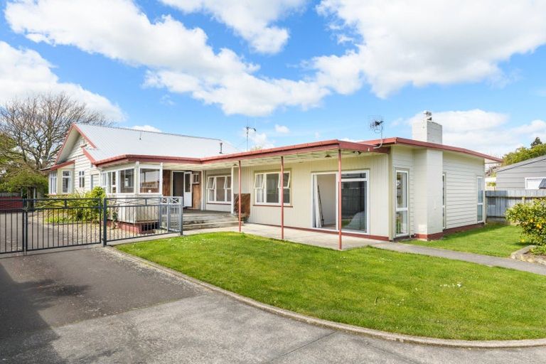 Photo of property in 80 Derby Street, Feilding, 4702