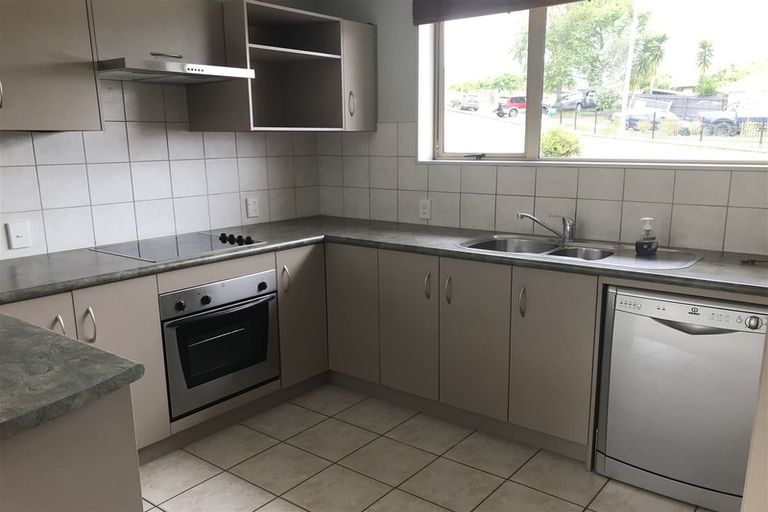 Photo of property in 4 Nykki Place, Papakura, 2110