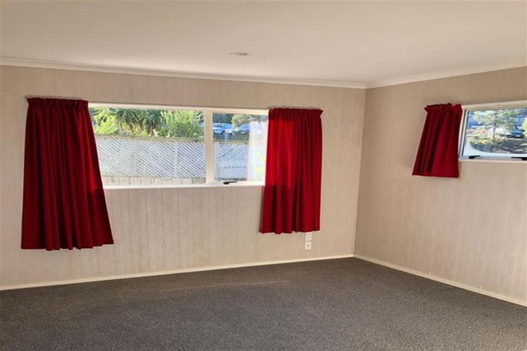 Photo of property in 24b Palmgreen Court, Stanmore Bay, Whangaparaoa, 0932