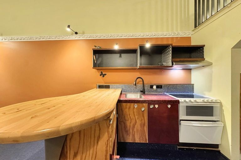 Photo of property in Qba Apartments, 1m/51 Webb Street, Mount Cook, Wellington, 6011