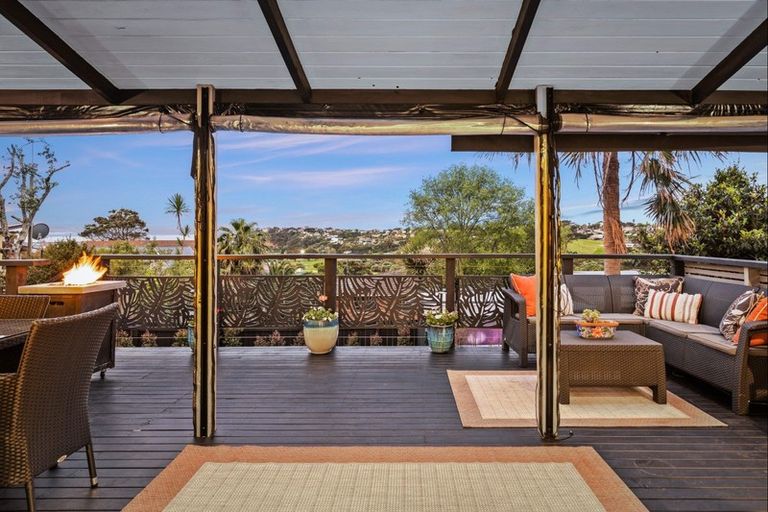 Photo of property in 5b Kauri Road, Stanmore Bay, Whangaparaoa, 0932