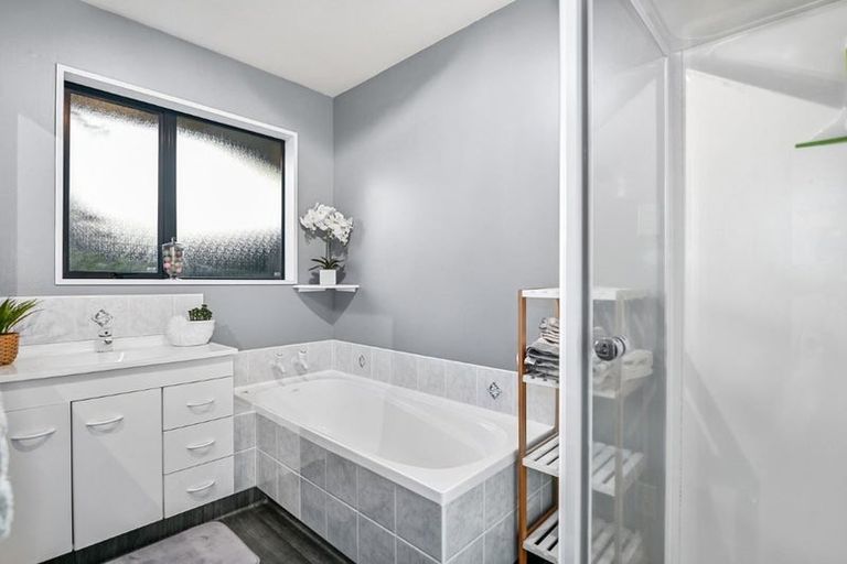 Photo of property in 25 Bella Rosa Drive, Hei Hei, Christchurch, 8042