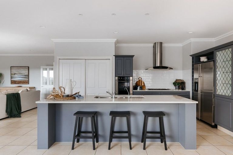 Photo of property in 8r Georgia Grove, Pyes Pa, Tauranga, 3112