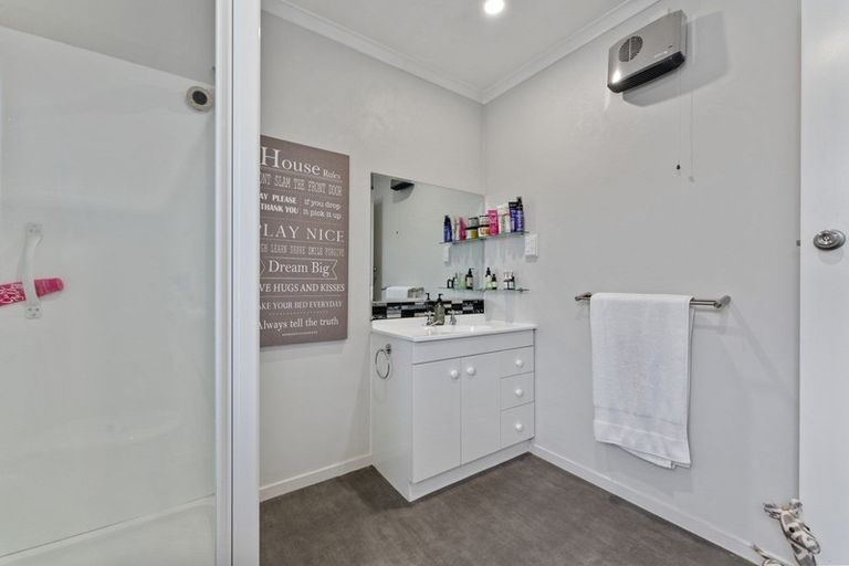 Photo of property in 30 Kent Street, Levin, 5510