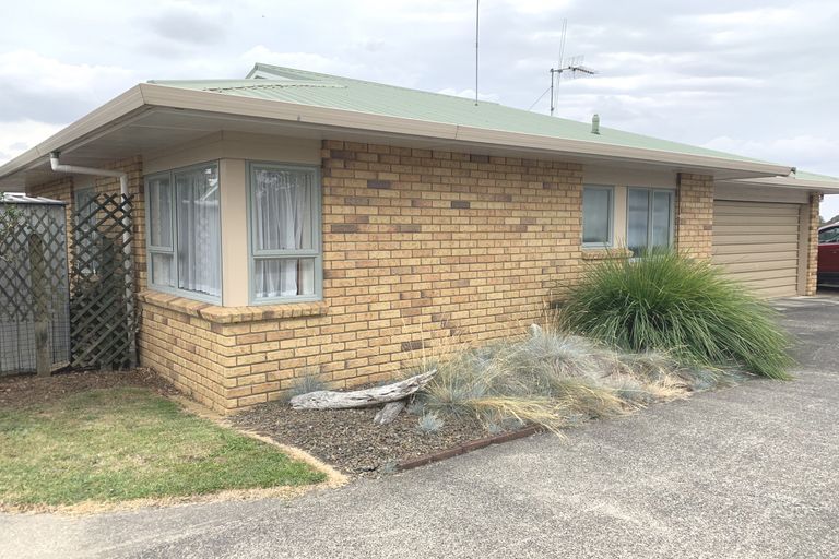Photo of property in 2/102 Rutherford Street, Te Awamutu, 3800