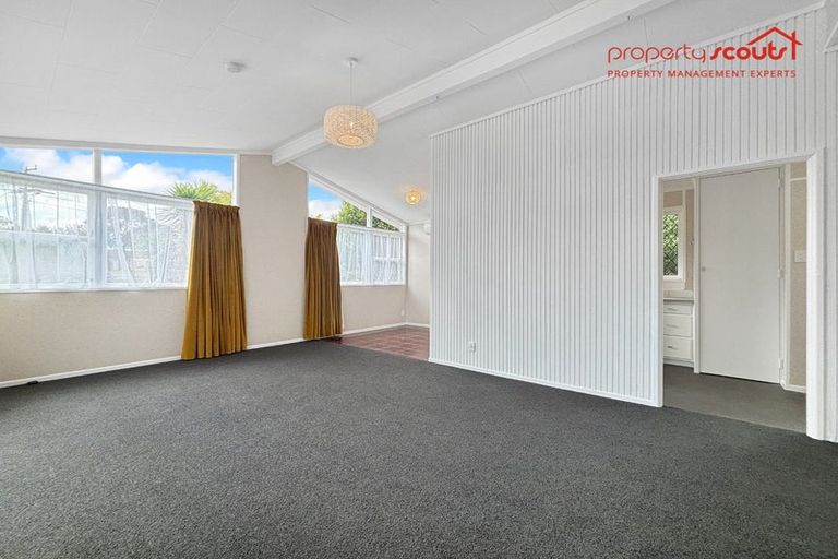 Photo of property in 5 Simpson Road, Ranui, Auckland, 0612