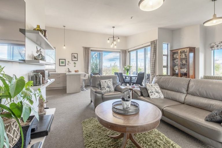 Photo of property in 136f Lindsay Road, Waipukurau, 4283