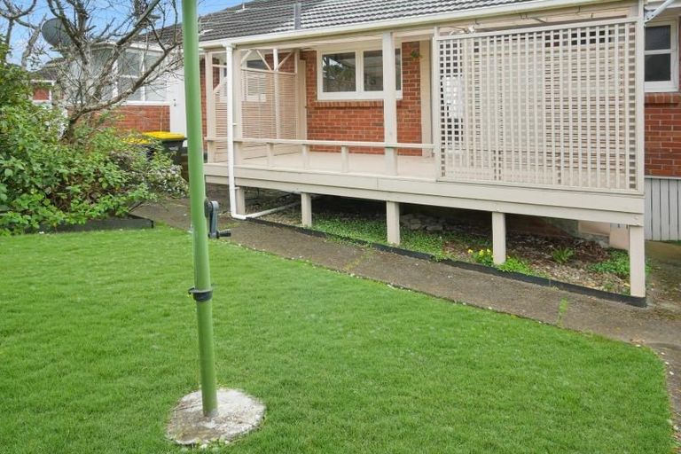 Photo of property in 3/9 Lenihan Street, Northcote, Auckland, 0627
