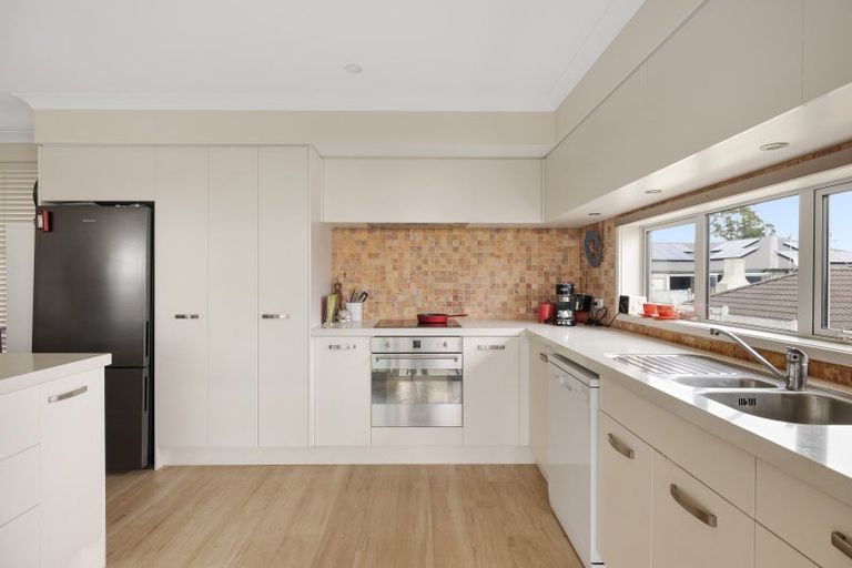 Photo of property in 105 Rowesdale Drive, Ohauiti, Tauranga, 3112