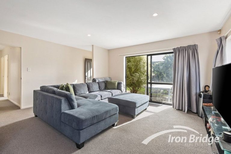 Photo of property in 1/7 Mona Avenue, Mangere Bridge, Auckland, 2022