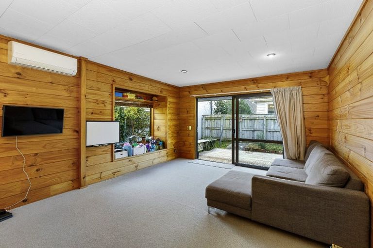 Photo of property in 1/36 Inglis Street, Seatoun, Wellington, 6022