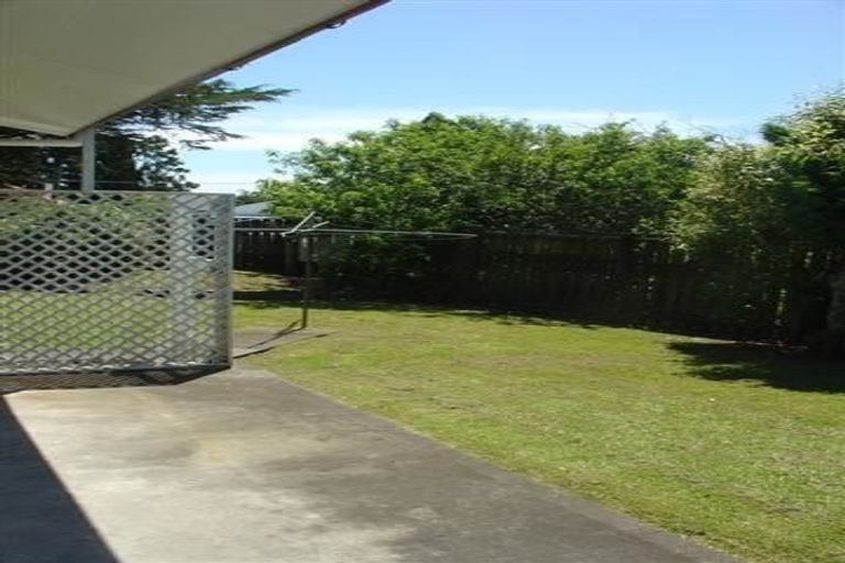 Photo of property in 2/1 Rosier Road, Glen Eden, Auckland, 0602