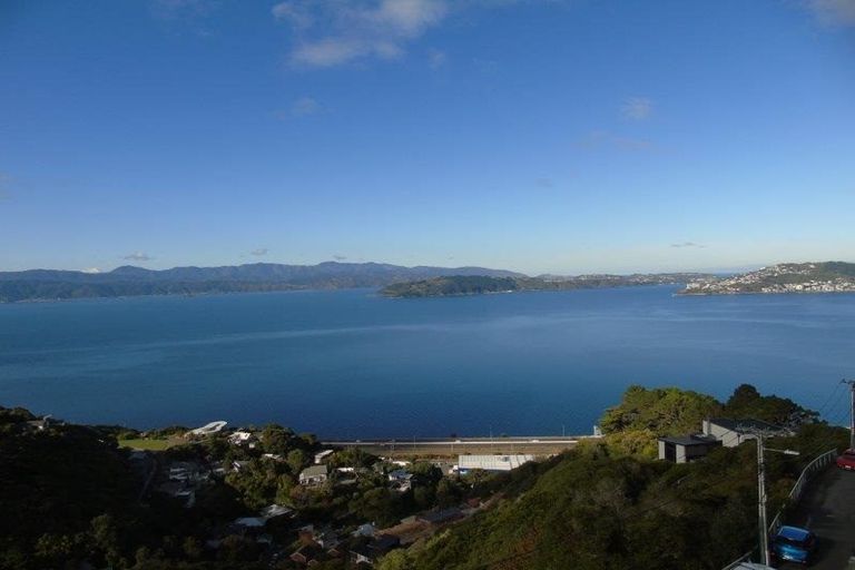 Photo of property in 118a Nicholson Road, Khandallah, Wellington, 6035