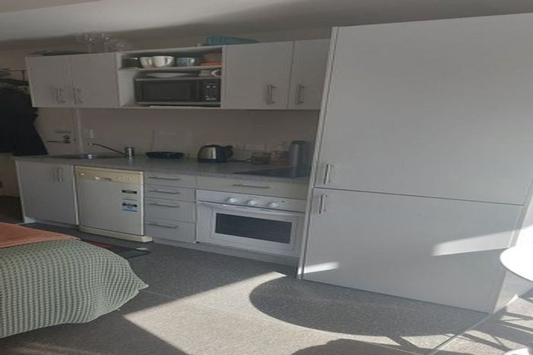 Photo of property in The Peak Apartments, 1001/170 Taranaki Street, Te Aro, Wellington, 6011