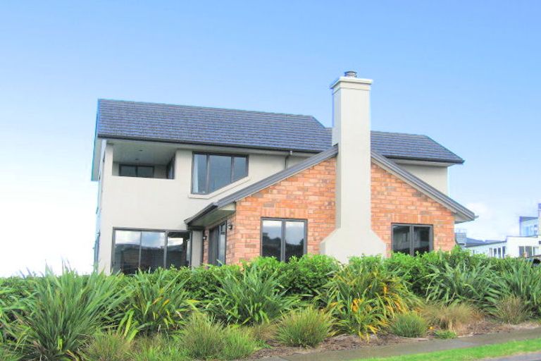 Photo of property in 49 The Ritz, Orewa, 0931