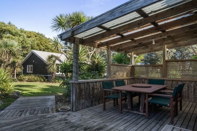 Photo of property in 619 Waitarere Beach Road, Waitarere Beach, Levin, 5510