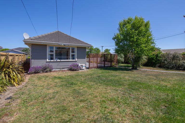 Photo of property in 8 Reginald Street, Burwood, Christchurch, 8083