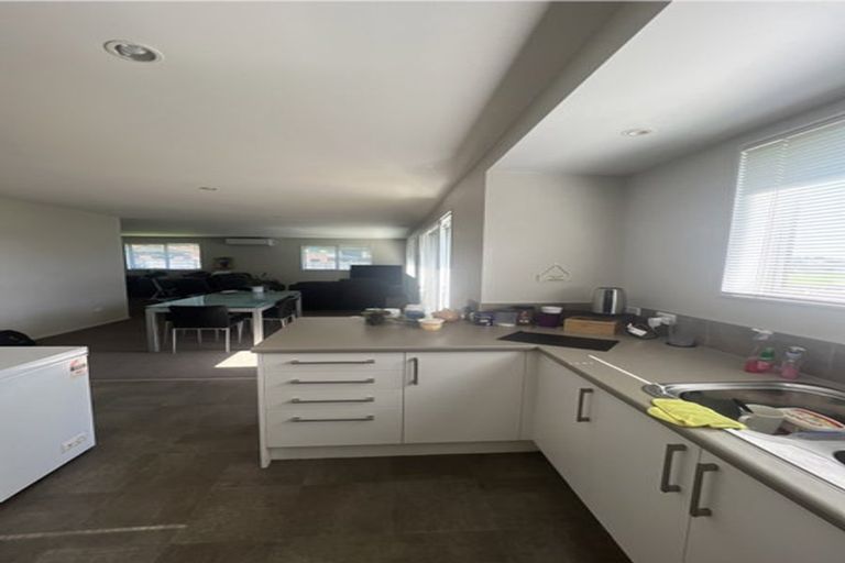 Photo of property in 68 Isabella Drive, Pukekohe, 2120