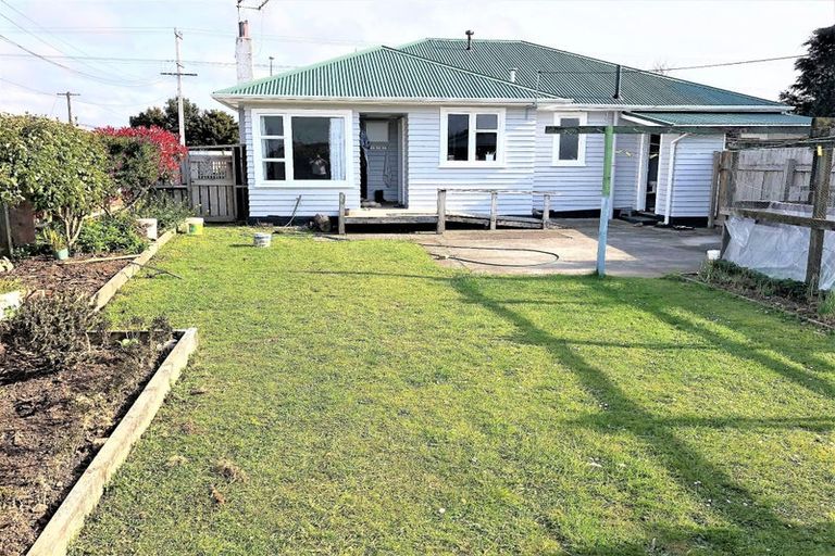 Photo of property in 595 Queen Street East, Levin, 5510