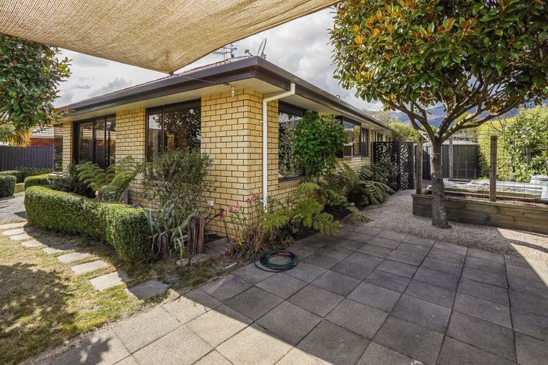 Photo of property in 61 Masefield Street, Stoke, Nelson, 7011