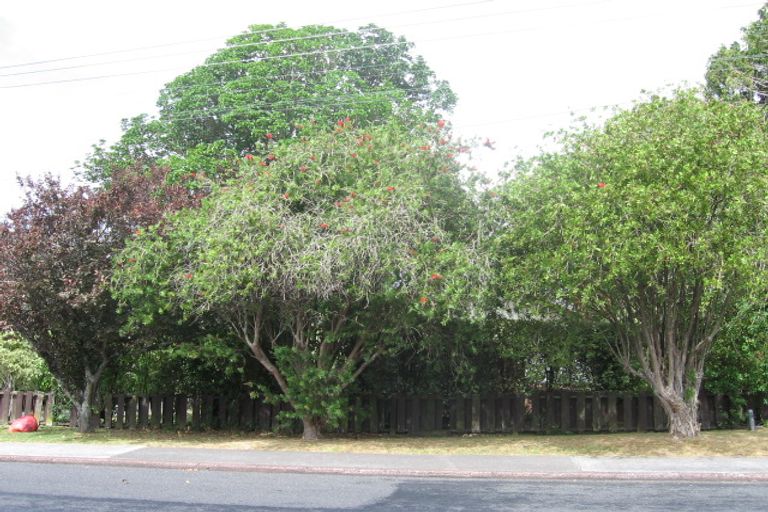Photo of property in 2/78 Nile Road, Milford, Auckland, 0620
