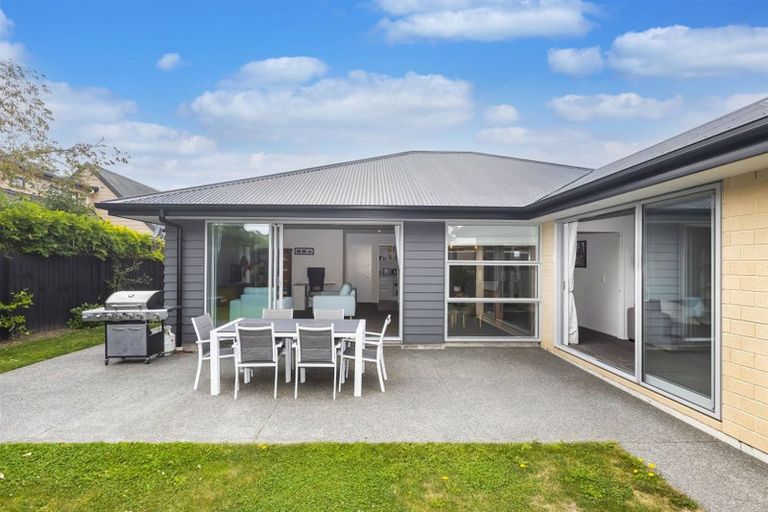 Photo of property in 35 Sapphire Street, Casebrook, Christchurch, 8051