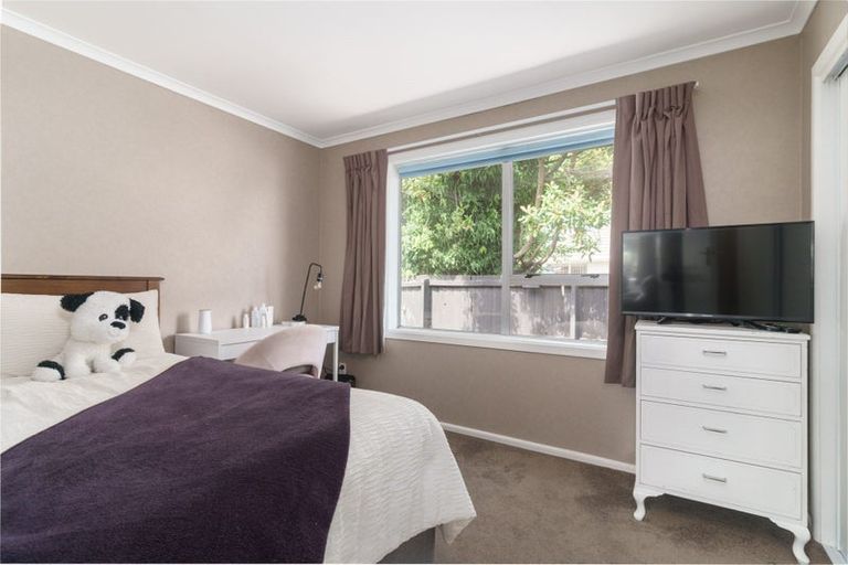 Photo of property in 30 Greendale Avenue, Avonhead, Christchurch, 8042