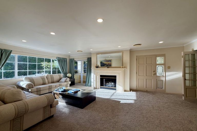 Photo of property in 34 Hythe Terrace, Mairangi Bay, Auckland, 0630