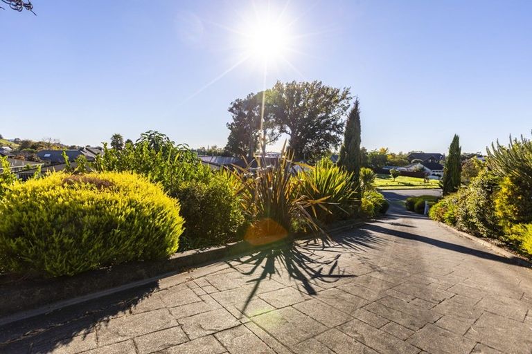 Photo of property in 37 Hetley Crescent, Taradale, Napier, 4112