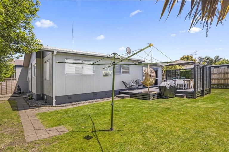 Photo of property in 576 Maunganui Road, Mount Maunganui, 3116