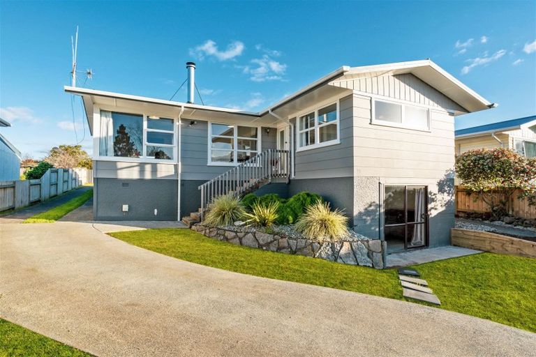 Photo of property in 21 Manapouri Street, Tikipunga, Whangarei, 0112